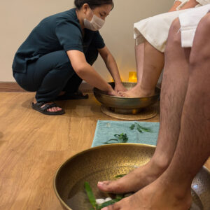 aroma therapy in juhu